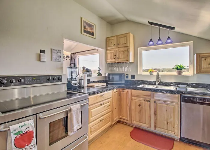 Near White Mountain Lake: W/ Balcony & Patio * Show Low