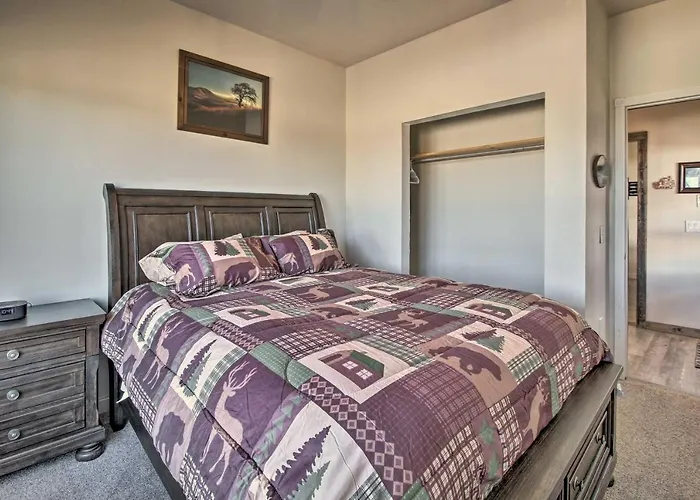 Near White Mountain Lake: W/ Balcony & Patio * Show Low